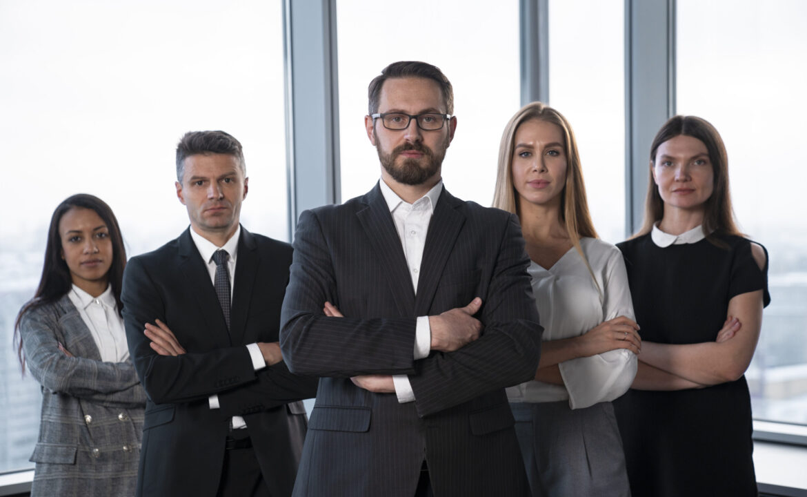 medium-shot-business-team-work