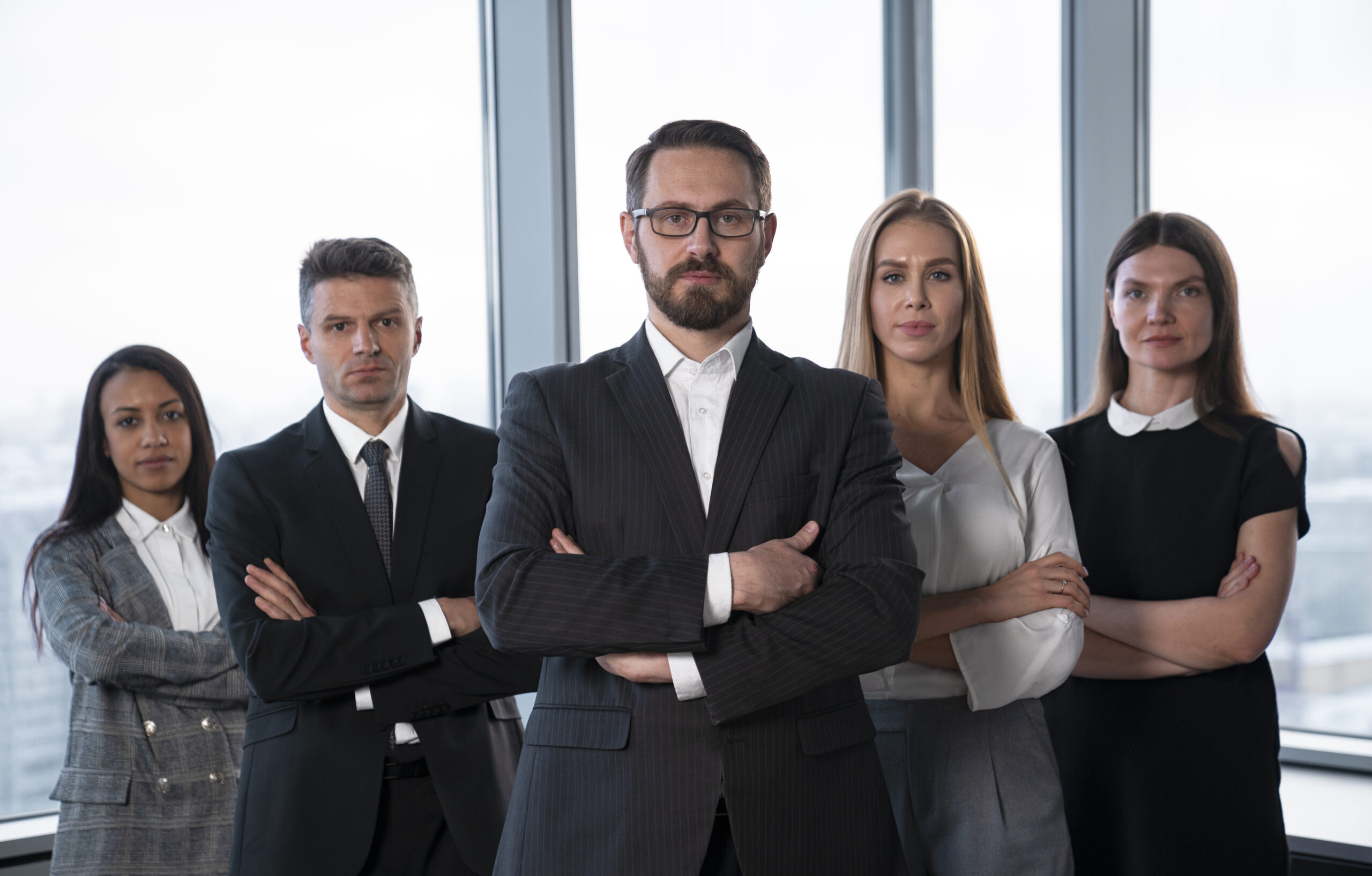 medium-shot-business-team-work