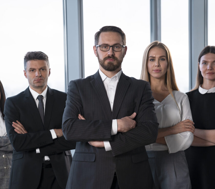 medium-shot-business-team-work